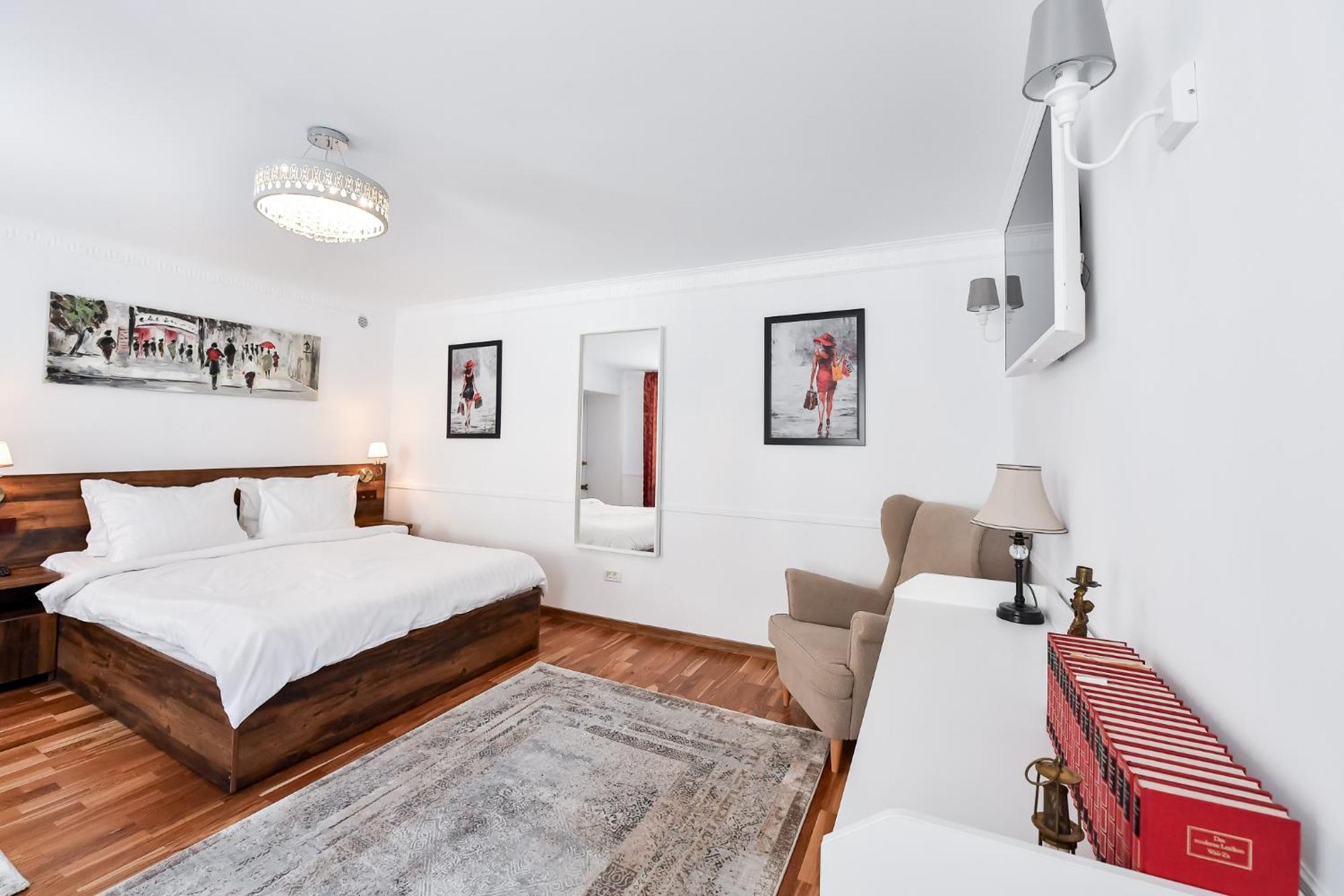 Fiverooms Apartament *